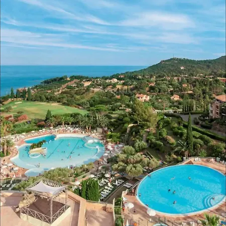Grand Apppartement Dans Village Vue